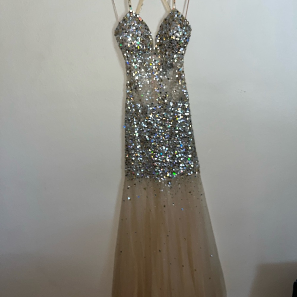 Gorgeous Jovani Gold halter  Sheer mermaid Gown size 4